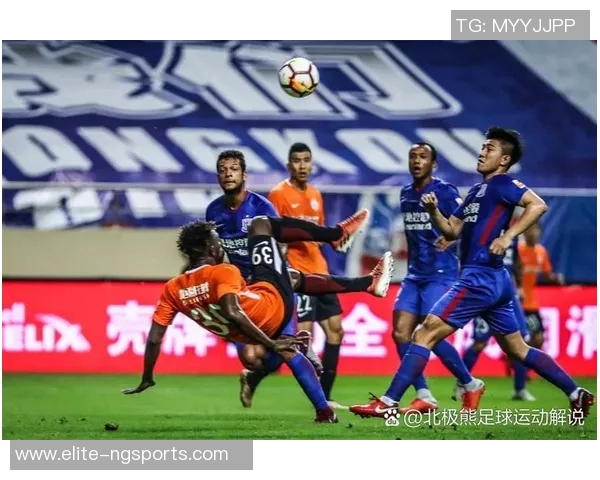 达尼洛的足球之路:从青训小将到世界舞台的闪耀明星 达尼洛的足球之路:从青训小将到世界舞台的闪耀明星